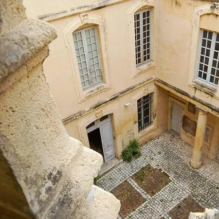 Le Nouveau Chapitre - * Nîmes
